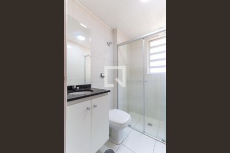 Banheiro  de apartamento para alugar com 1 quarto, 35m² em Jardim da Glória, São Paulo