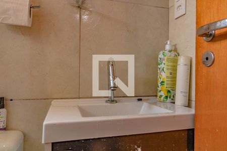 Casa para alugar com 200m², 3 quartos e 2 vagasBanheiro 