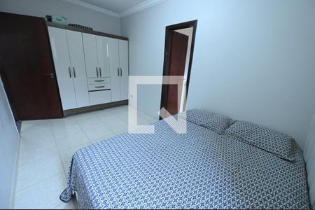 Casa à venda com 192m², 4 quartos e 2 vagas Casa à venda com 192m², 4 quartos e 2 vagasQuarto 2