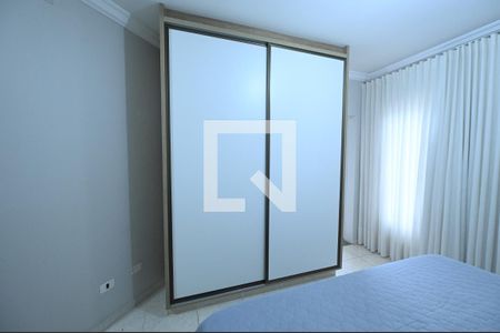 Casa à venda com 192m², 4 quartos e 2 vagas Casa à venda com 192m², 4 quartos e 2 vagasQuarto 4