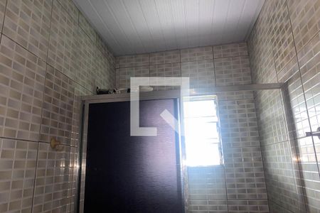 Casa para alugar com 66m², 2 quartos e sem vaga Casa para alugar com 66m², 2 quartos e sem vagaBanheiro