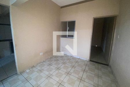 Sala de casa para alugar com 2 quartos, 66m² em Vila Urussaí, Duque de Caxias
