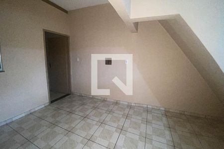 Sala de casa para alugar com 2 quartos, 66m² em Vila Urussaí, Duque de Caxias