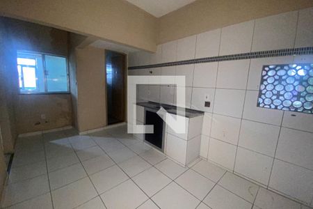 Cozinha de casa para alugar com 2 quartos, 66m² em Vila Urussaí, Duque de Caxias