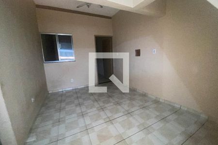 Sala de casa para alugar com 2 quartos, 66m² em Vila Urussaí, Duque de Caxias