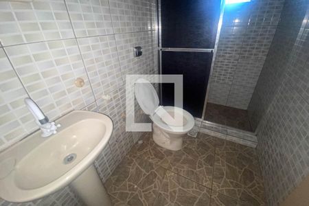 Casa para alugar com 66m², 2 quartos e sem vaga Casa para alugar com 66m², 2 quartos e sem vagaBanheiro