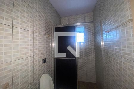 Casa para alugar com 66m², 2 quartos e sem vaga Casa para alugar com 66m², 2 quartos e sem vagaBanheiro