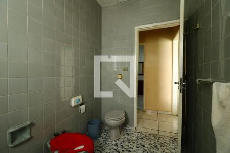 Casa à venda com 336m², 2 quartos e 2 vagasBanheiro