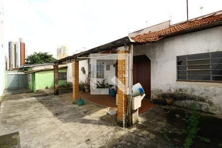Casa à venda com 336m², 2 quartos e 2 vagasQuintal