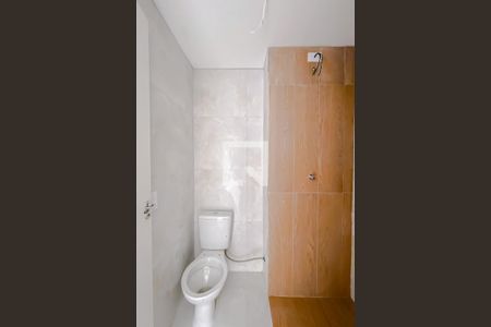 Apartamento para alugar com 34m², 2 quartos e sem vagaBanheiro