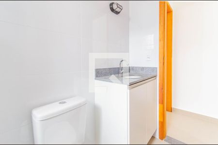 Banheiro de apartamento para alugar com 1 quarto, 33m² em Ipiranga, São Paulo