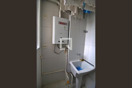 Apartamento à venda com 64m², 3 quartos e 1 vagaÁrea de Serviço