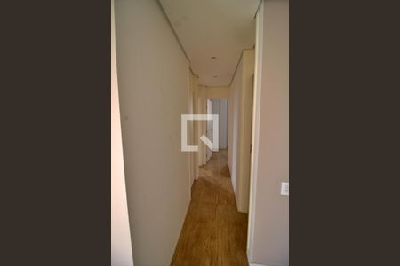 Corredor de apartamento à venda com 3 quartos, 64m² em Jardim Caboré, São Paulo