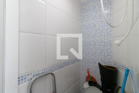 Apartamento à venda com 76m², 3 quartos e 1 vaga Apartamento à venda com 76m², 3 quartos e 1 vagaBanheiro de serviço
