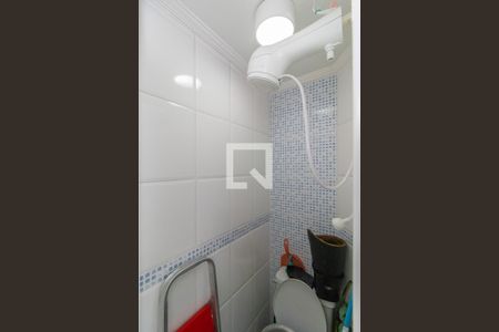 Apartamento à venda com 76m², 3 quartos e 1 vaga Apartamento à venda com 76m², 3 quartos e 1 vagaBanheiro de serviço