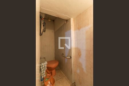 Casa à venda com 150m², 2 quartos e 1 vaga Casa à venda com 150m², 2 quartos e 1 vagaBanheiro da Suíte