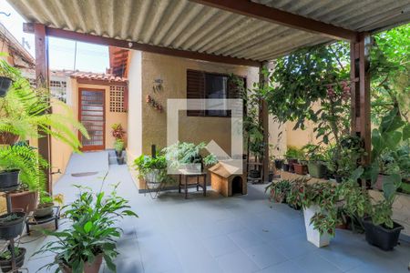 Casa à venda com 150m², 2 quartos e 1 vaga Casa à venda com 150m², 2 quartos e 1 vagaGaragem