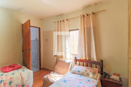 Casa à venda com 150m², 2 quartos e 1 vaga Casa à venda com 150m², 2 quartos e 1 vagaSuíte