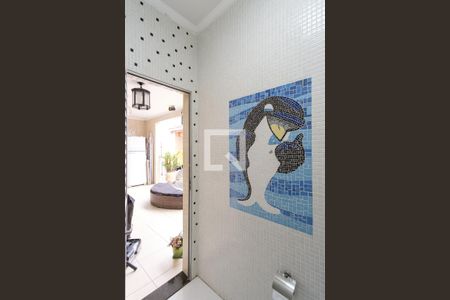 Casa à venda com 230m², 3 quartos e 3 vagas Casa à venda com 230m², 3 quartos e 3 vagasÁrea de convivência banheiro