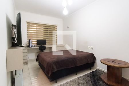 Casa à venda com 230m², 3 quartos e 3 vagas Casa à venda com 230m², 3 quartos e 3 vagasQuarto 2