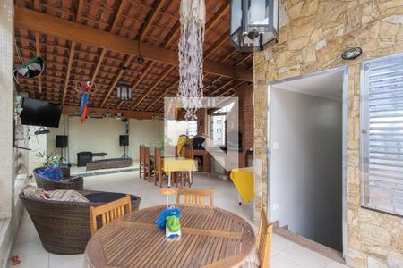 Casa à venda com 230m², 3 quartos e 3 vagas Casa à venda com 230m², 3 quartos e 3 vagasÁrea de convivência