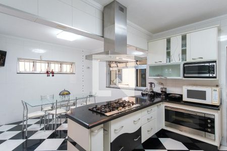 Casa à venda com 230m², 3 quartos e 3 vagas Casa à venda com 230m², 3 quartos e 3 vagasCozinha