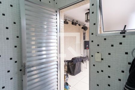 Casa à venda com 230m², 3 quartos e 3 vagas Casa à venda com 230m², 3 quartos e 3 vagasÁrea de convivência lavabo