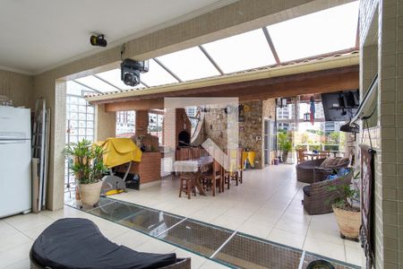 Casa à venda com 230m², 3 quartos e 3 vagas Casa à venda com 230m², 3 quartos e 3 vagasÁrea de convivência