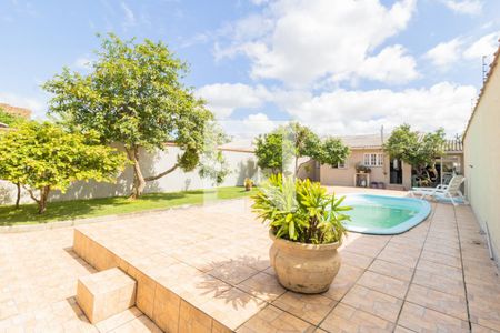 Casa à venda com 200m², 3 quartos e 2 vagasQuintal