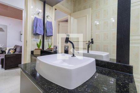 Casa à venda com 200m², 3 quartos e 2 vagasBanheiro