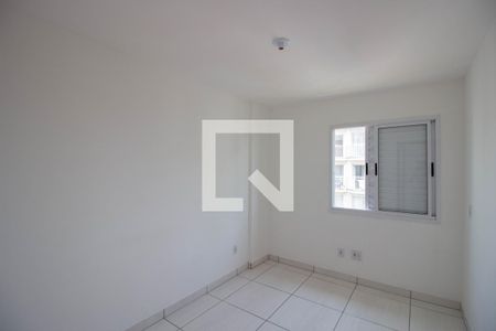 Quarto1 de apartamento para alugar com 2 quartos, 56m² em Vila Carmosina, São Paulo