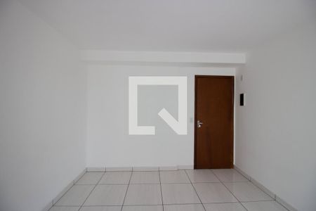 Sala de apartamento para alugar com 2 quartos, 56m² em Vila Carmosina, São Paulo