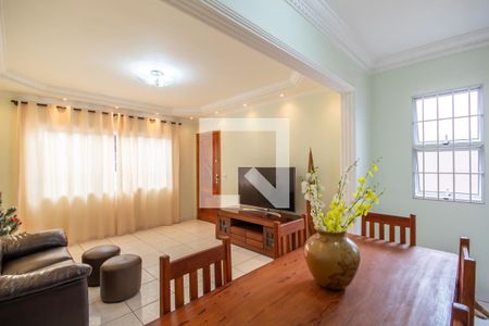 Sala de casa à venda com 3 quartos, 178m² em Jaguaribe, Osasco