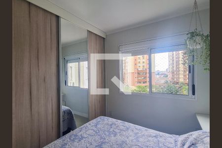 Suite de apartamento à venda com 2 quartos, 66m² em Vila Ipiranga, Porto Alegre