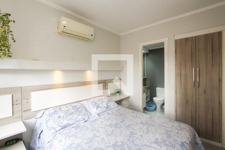 Suite de apartamento à venda com 2 quartos, 66m² em Vila Ipiranga, Porto Alegre