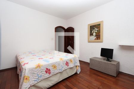 Suíte de casa à venda com 3 quartos, 290m² em Jardim Dona Sinhá, São Paulo