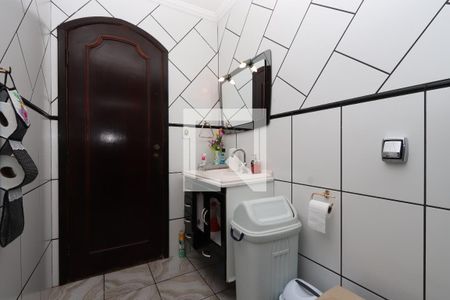 Casa à venda com 290m², 3 quartos e 3 vagasBanheiro Social