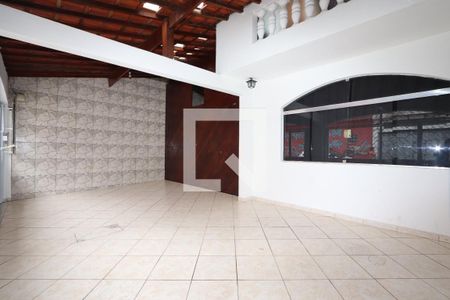 Casa à venda com 290m², 3 quartos e 3 vagasGaragem