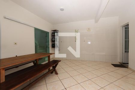 Casa à venda com 290m², 3 quartos e 3 vagasQuintal coberto