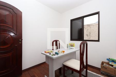 Casa à venda com 290m², 3 quartos e 3 vagasQuarto 2