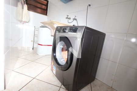 Casa à venda com 290m², 3 quartos e 3 vagasLavanderia