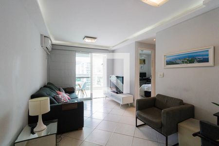 Sala de apartamento para alugar com 2 quartos, 66m² em Jacarepaguá, Rio de Janeiro