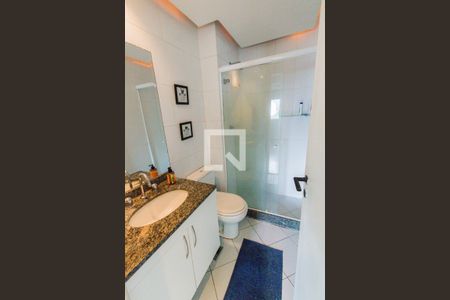 Banheiro Social de apartamento para alugar com 2 quartos, 66m² em Jacarepaguá, Rio de Janeiro