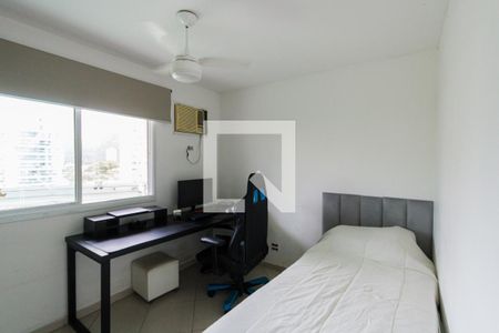 Quarto 1 de apartamento para alugar com 2 quartos, 66m² em Jacarepaguá, Rio de Janeiro