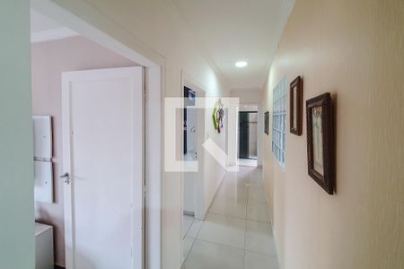 Corredor  de apartamento à venda com 3 quartos, 84m² em Vila Deodoro, São Paulo