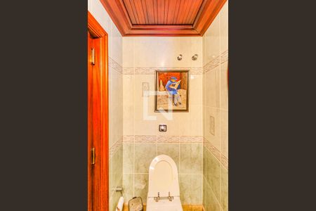 Casa à venda com 620m², 3 quartos e 7 vagas Casa à venda com 620m², 3 quartos e 7 vagasLavabo