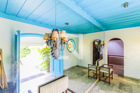 Hall de casa à venda com 3 quartos, 620m² em Santo Amaro, São Paulo