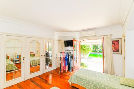 Casa à venda com 620m², 3 quartos e 7 vagas Casa à venda com 620m², 3 quartos e 7 vagasQuarto 1