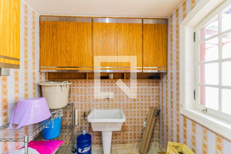 Casa à venda com 620m², 3 quartos e 7 vagas Casa à venda com 620m², 3 quartos e 7 vagasÁrea de Serviço