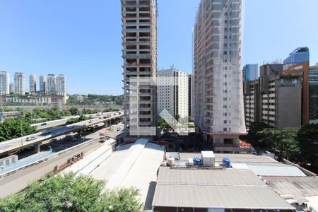 Vista de kitnet/studio para alugar com 1 quarto, 25m² em Vila Olímpia, São Paulo